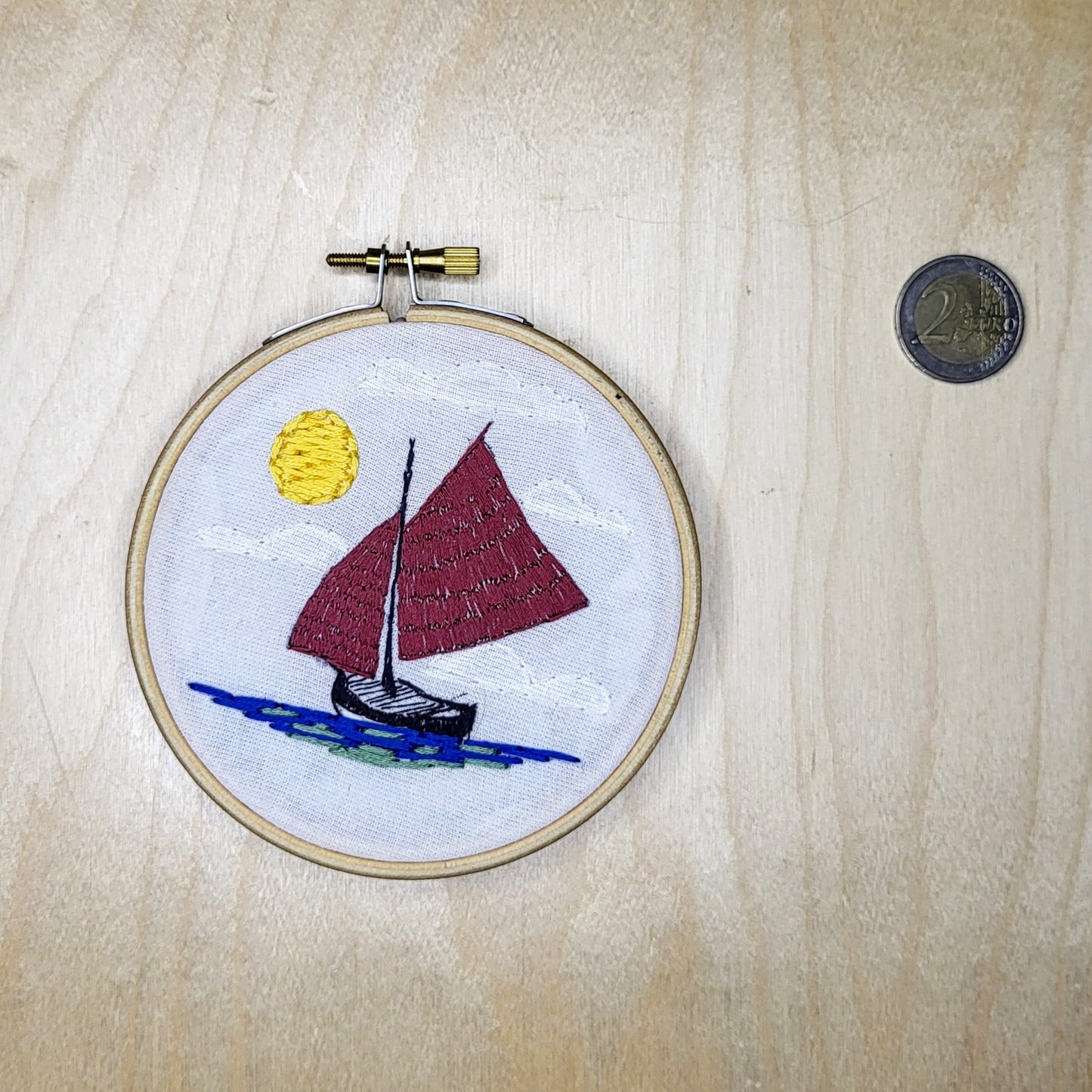 Embroidered Artwork - Galway Hooker - Gleoiteog