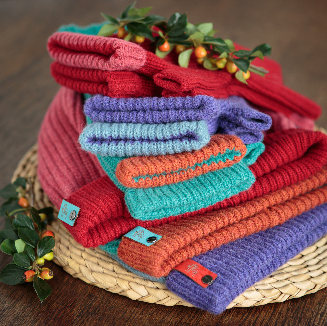 The Mad Jessie Skipper Hat and Wrist Warmer Set