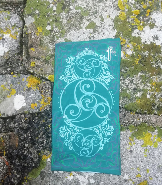 Celtic Knots Arís
