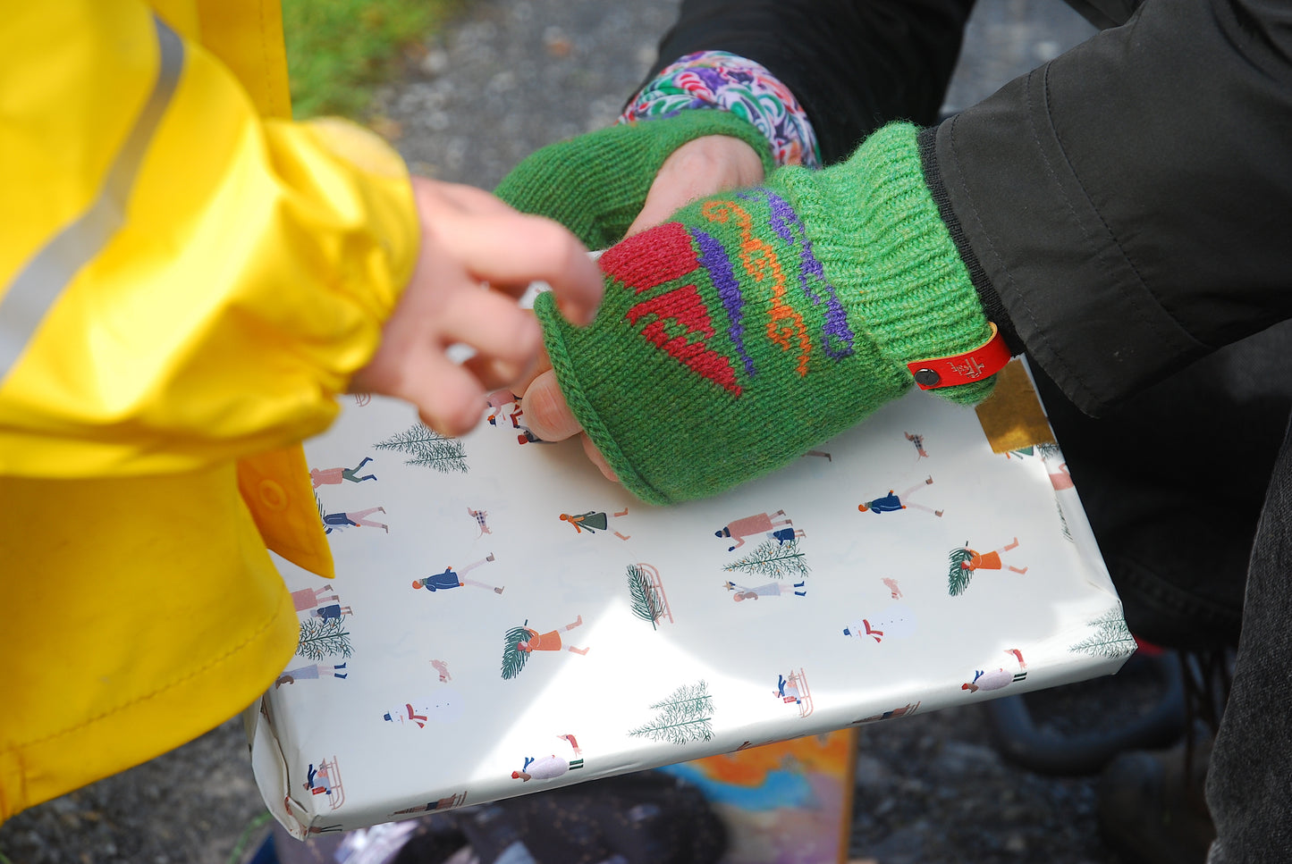 The Sailor Wrist Warmers